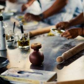 Atene: Corso di cucina greca e cena su un tetto