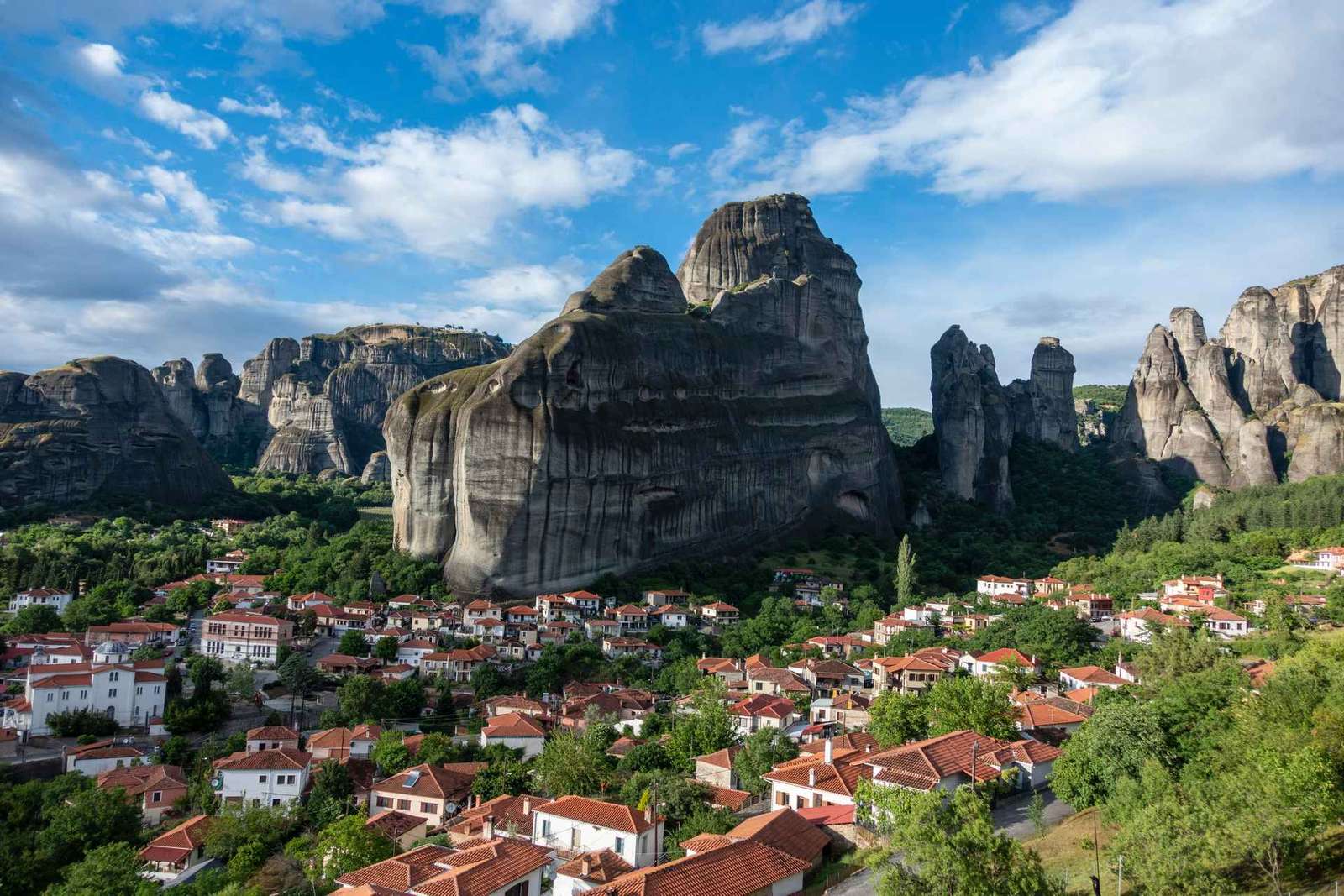 Atene: Escursione di un giorno a Meteora con audioguida e opzione pranzo