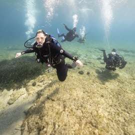 Atene: Immersioni singole o doppie per subacquei certificati