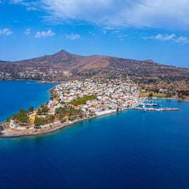 Atene: Escursione di gruppo di un piccolo gruppo sull'isola di Egina per scoprire una gemma nascosta