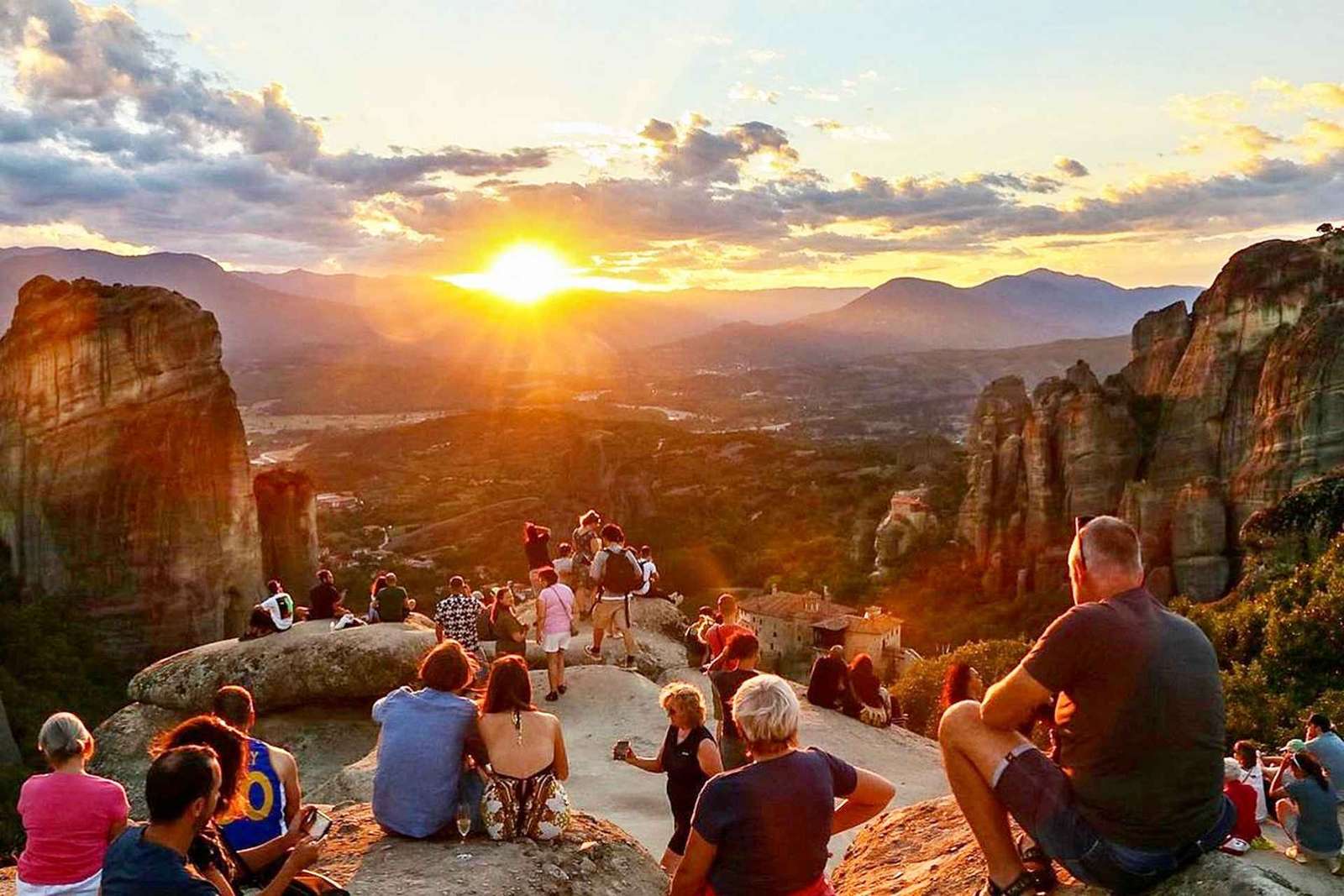 Atene: 2 giorni a Meteora con 2 tour guidati e soggiorno in albergo
