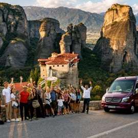 Atene: Escursione di un giorno a Meteora in inglese/spagnolo e tramonto maestoso