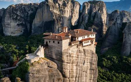 Atene: Escursione di un giorno a Meteora in inglese/spagnolo e tramonto maestoso