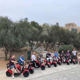 Atene: Tour guidato dell'Acropoli in scooter, vincitore di numerosi premi