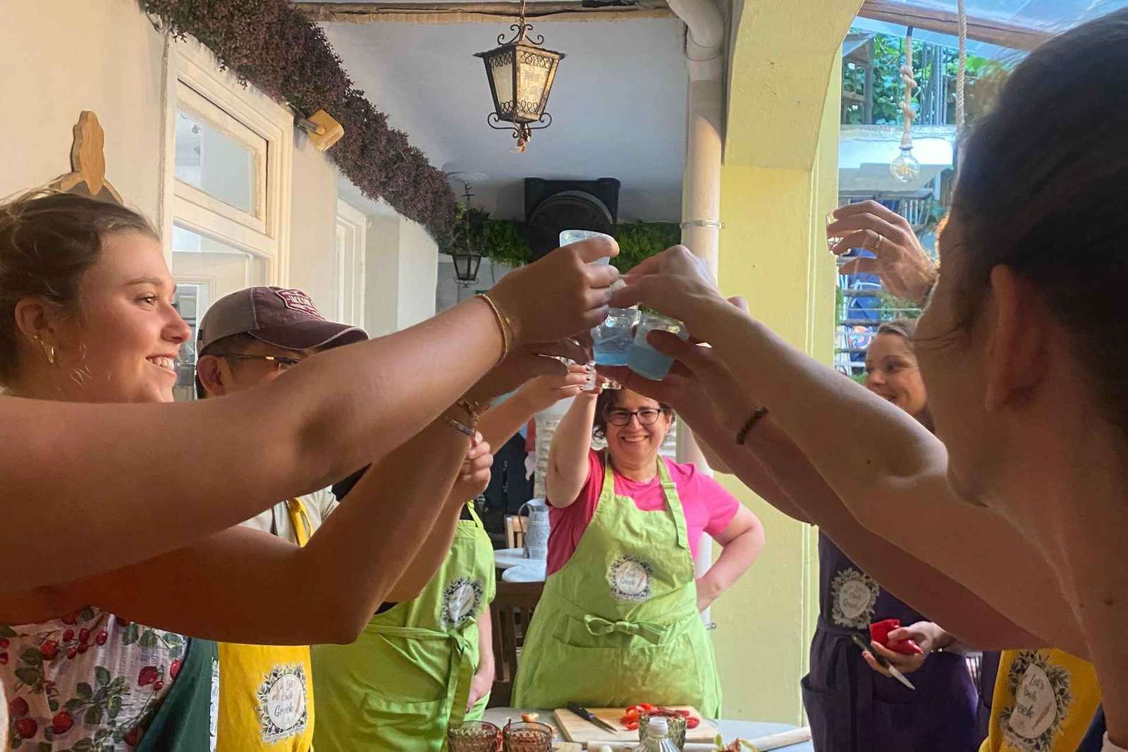 Atene: lezione di cucina greca con cena e bevande