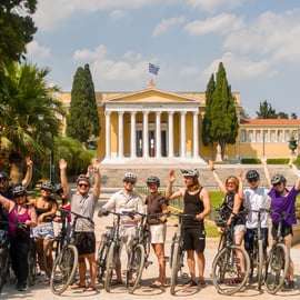 Atene: Tour guidato in E-Bike dei punti salienti della città vecchia
