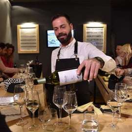 Atene: Degustazione di vini dell'Acropoli della città vecchia