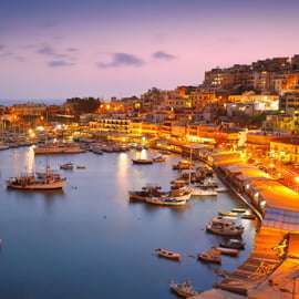 Dal porto del Pireo: tour della città di Atene con Acropoli e Plaka