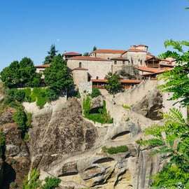 Da Atene: Delfi e Meteora: tour guidato di 2 giorni
