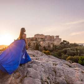 Atene: servizio fotografico con abito fluente
