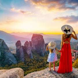 Atene: Tour dei monasteri di Meteora e opzione pranzo greco