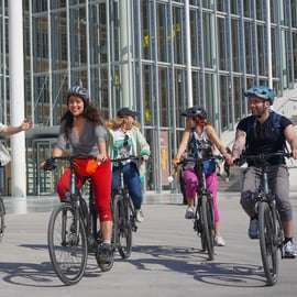 Atene: Tour della città e del mare in bicicletta