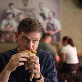 Atene: Tour gastronomico a piedi con 7 degustazioni autentiche