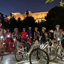 Atene: tour panoramico di 2 ore in bicicletta elettrica dopo il tramonto
