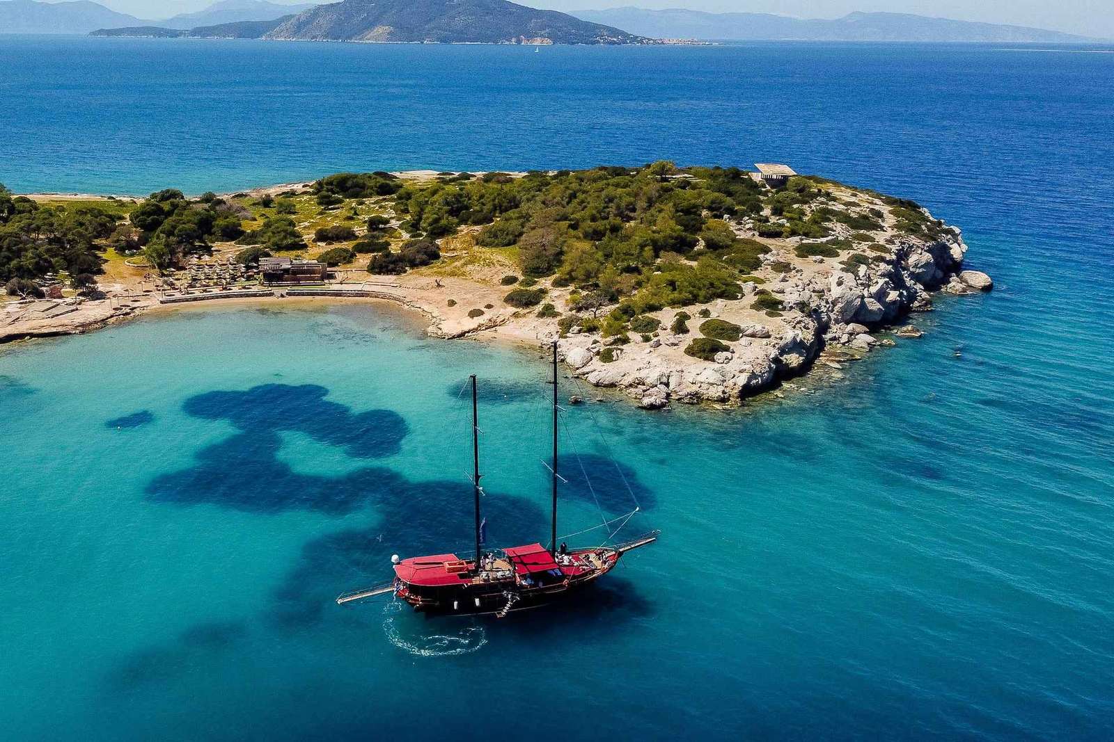 Atene: Tour in barca di Agistri ed Egina con pranzo e nuoto