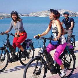 Atene: Tour della città e del mare in bicicletta