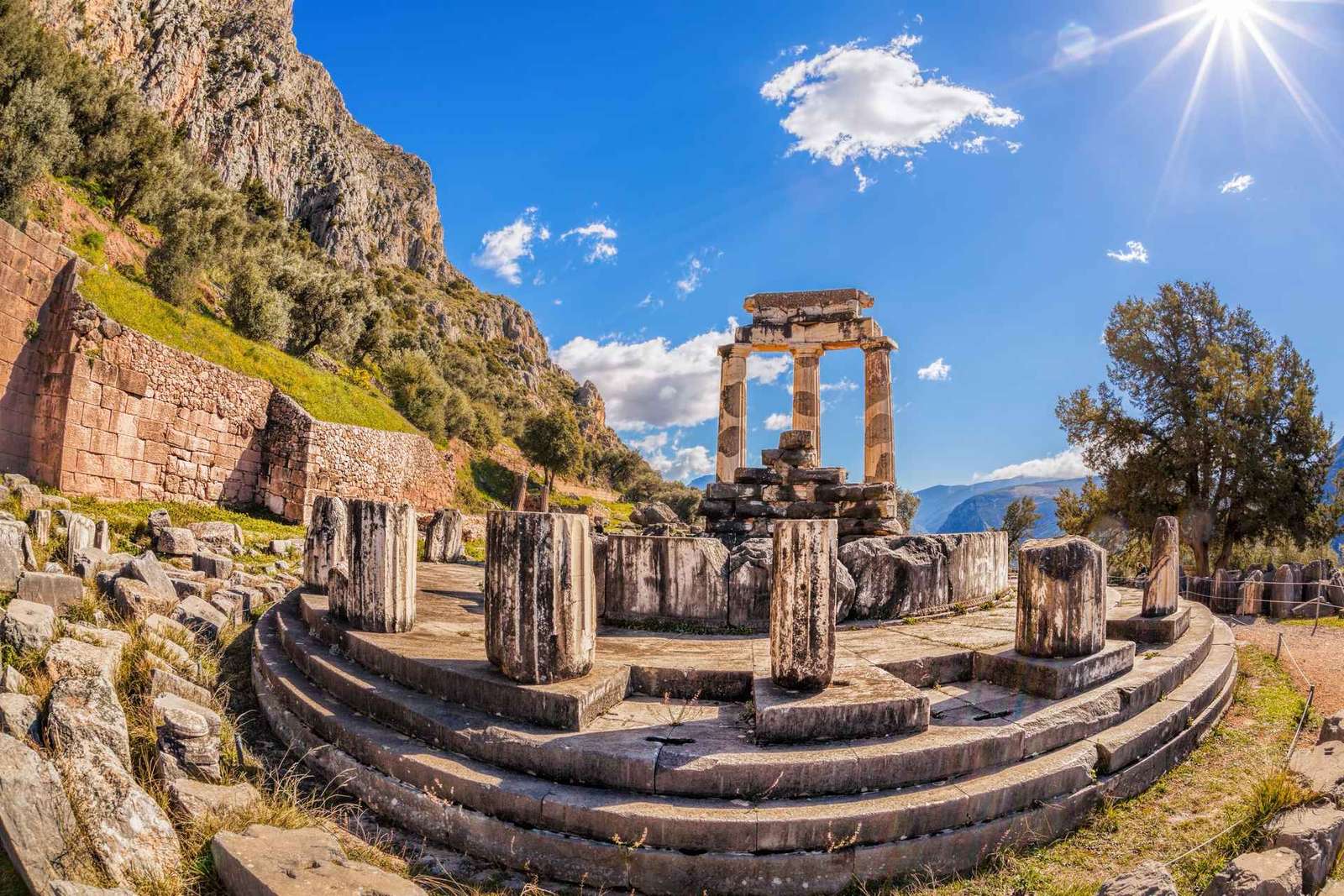 Da Atene: Tour di un giorno a Delfi con audioguida V.R.