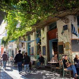Atene: Tour a piedi per piccoli gruppi alla scoperta della cucina greca