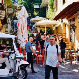 Atene: Tour panoramico serale privato in Tuk-Tuk elettrico