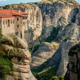 Da Atene: Delfi e Meteora: tour di 2 giorni con hotel