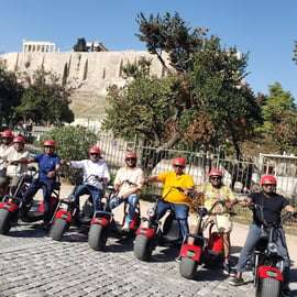 Atene: Tour guidato dell'Acropoli in scooter, vincitore di numerosi premi