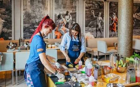 Atene: Corso di cucina greca e cena di 3 portate