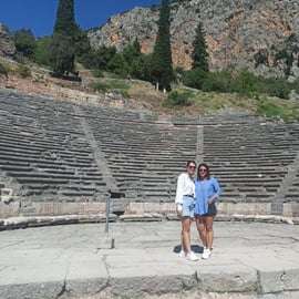 Da Atene: Tour di un giorno a Delfi con audioguida V.R.