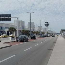 Transfer aeroportuale privato tra l'aeroporto di Atene e gli hotel di Atene