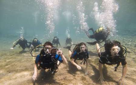 Atene: prova l'immersione subacquea